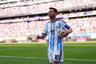 « Je t’aime tellement, donne-moi le maillot » : un joueur du Bénin tout excité avant d’affronter Messi