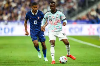 Lukébakio ouvre le score contre les Bleus
